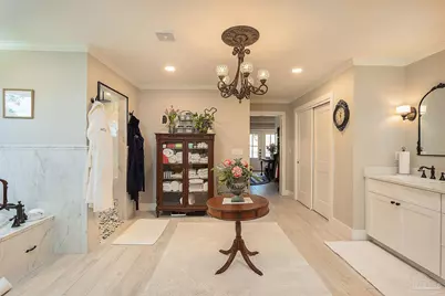 5485 Soundside Dr, Gulf Breeze, FL 32563 - Photo 16