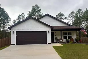 2943 N 13th Ave, Milton, FL 32583 - Photo 1