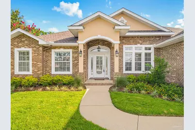 5642 Highland Lake Dr, Milton, FL 32583 - Photo 1