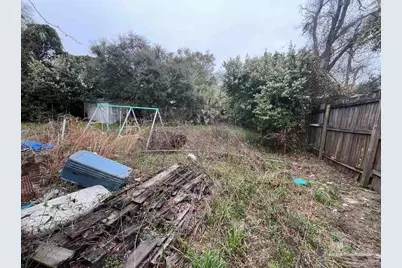 310 E Moreno St, Pensacola, FL 32503 - Photo 6