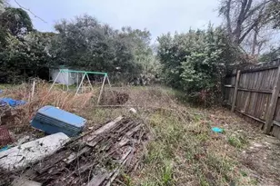 310 E Moreno St, Pensacola, FL 32503 - Photo 6