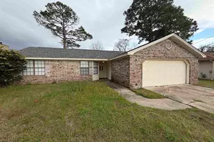 846 Amberway Dr, Pensacola, FL 32506 - Photo 2