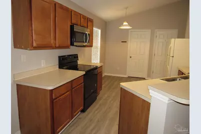 608 Saleta St, Pensacola, FL 32534 - Photo 12