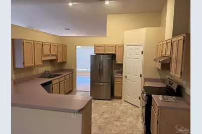 1841 Southbay Dr, Pensacola, FL 32506 - Photo 2