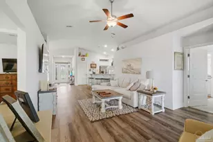 142 Ridgeway Cir, Crestview, FL 32536 - Photo 10