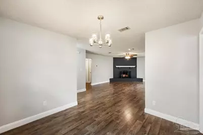 4870 Autumn Dr, Pace, FL 32571 - Photo 6