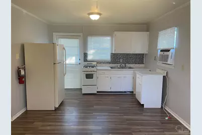 700 Birch Ave, Pensacola, FL 32506 - Photo 4