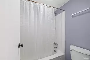 1200 Shoreline Dr, Gulf Breeze, FL 32561 - Photo 28