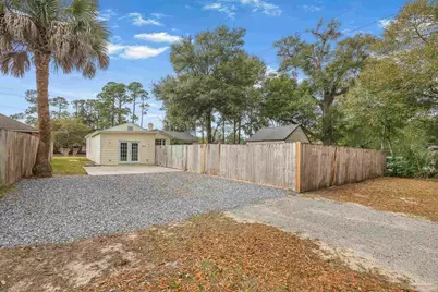 830 W Moreno St, Pensacola, FL 32501 - Photo 30