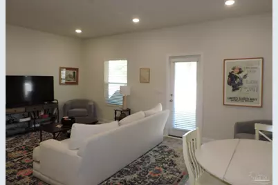 7170 Village Ln, Pensacola, FL 32504 - Photo 4