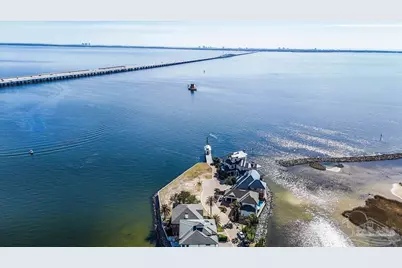 16 Wharf Ave, Pensacola, FL 32502 - Photo 4