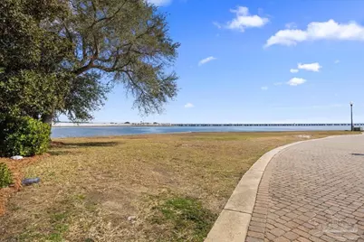 16 Wharf Ave, Pensacola, FL 32502 - Photo 28