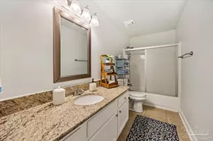 8 Arapaho Dr, Pensacola, FL 32507 - Photo 14