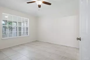 1613 Governor's Dr, Pensacola, FL 32514 - Photo 12