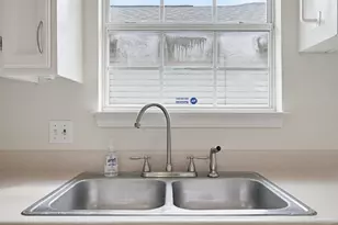 1613 Governor's Dr, Pensacola, FL 32514 - Photo 10