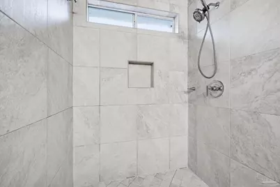 1613 Governors Dr, Pensacola, FL 32514 - Photo 16