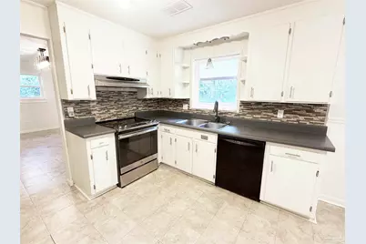 5980 Pursley Ave, Pensacola, FL 32526 - Photo 6