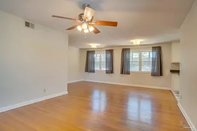 4977 Springhill Dr, Pensacola, FL 32503 - Photo 4