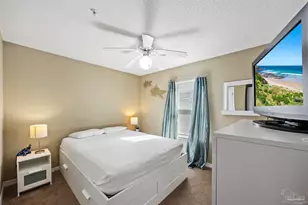 7464 Sunset Harbor Dr, Navarre, FL 32566 - Photo 14