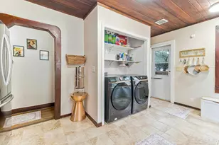 2105 Grundy St, Pensacola, FL 32507 - Photo 14