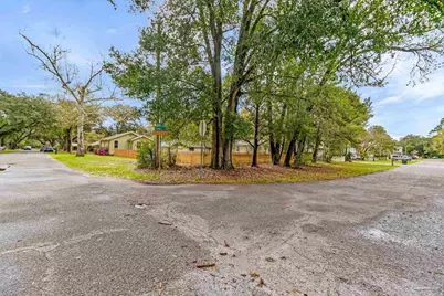 2105 Grundy St, Pensacola, FL 32507 - Photo 26