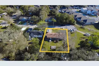 403 Seamarge Ln, Pensacola, FL 32507 - Photo 16