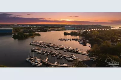 403 Seamarge Ln, Pensacola, FL 32507 - Photo 2