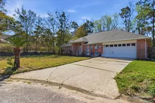 811 Shadow Ridge Dr, Pensacola, FL 32514 - Photo 4