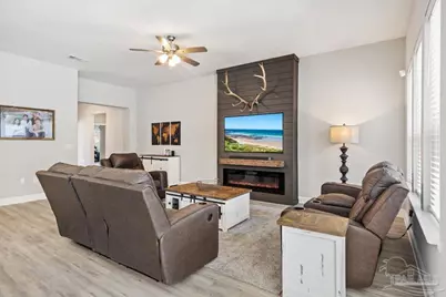 2487 Jeffers Ct, Navarre, FL 32566 - Photo 8