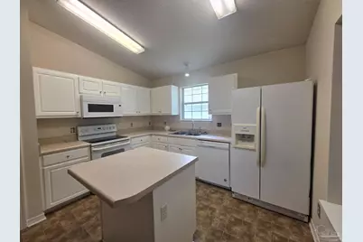 7960 Cayenne Way, Pensacola, FL 32526 - Photo 8