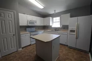 7960 Cayenne Way, Pensacola, FL 32526 - Photo 2