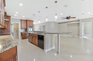 2017 Hesperia Way, Pensacola, FL 32505 - Photo 36