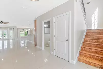 2017 Hesperia Way, Pensacola, FL 32505 - Photo 18