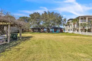 2017 Jessica Way, Navarre, FL 32566 - Photo 8
