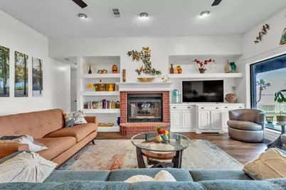 2017 Jessica Way, Navarre, FL 32566 - Photo 8