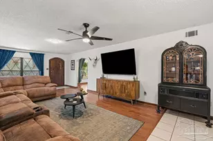 301 Grandview St, Pensacola, FL 32505 - Photo 12