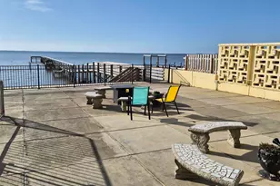 825 Bayshore Dr, Pensacola, FL 32507 - Photo 8