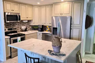 825 Bayshore Dr, Pensacola, FL 32507 - Photo 26