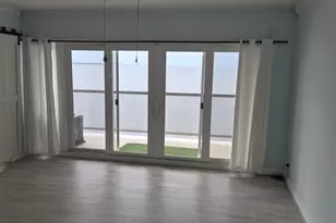 825 Bayshore Dr, Pensacola, FL 32507 - Photo 1