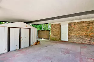 913 Bartow Ave, Pensacola, FL 32507 - Photo 16