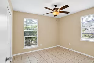 913 Bartow Ave, Pensacola, FL 32507 - Photo 8