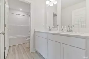 9797 Windy Hill Rd, Pensacola, FL 32526 - Photo 10