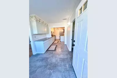 326 W Sunset Ave, Pensacola, FL 32507 - Photo 2