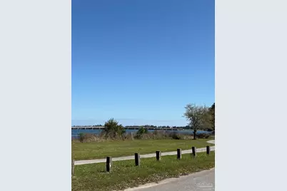 326 W Sunset Ave, Pensacola, FL 32507 - Photo 10