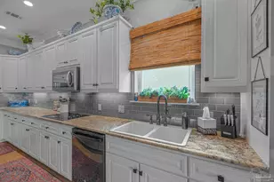 697 Palomar Dr, Pensacola, FL 32507 - Photo 34