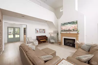 1806 E Hernandez St, Pensacola, FL 32503 - Photo 8