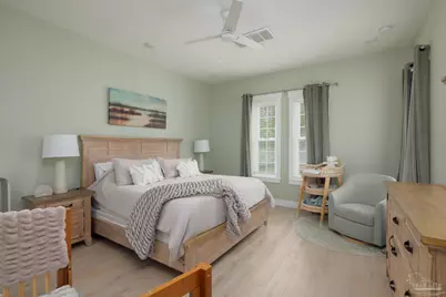 1806 E Hernandez St, Pensacola, FL 32503 - Photo 16