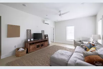 1806 E Hernandez St, Pensacola, FL 32503 - Photo 34