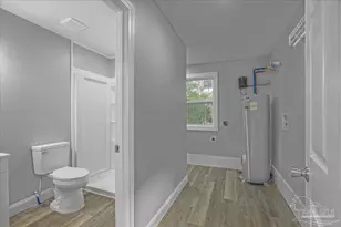 8 Mindoro Cir, Pensacola, FL 32507 - Photo 26