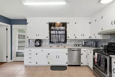 513 71st Ave, Pensacola, FL 32506 - Photo 10